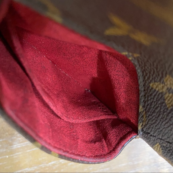 Authentic Louis Vuitton Partition Wristlet Pouch - Picture 9 of 9